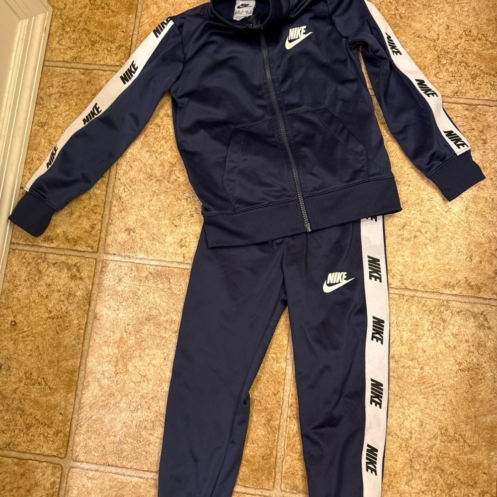 Nike Kids Navy and White Jogger Set